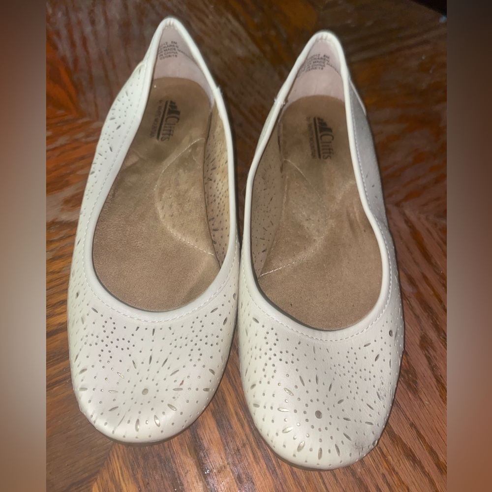 Cliffs by white mountain White Flats women size 8